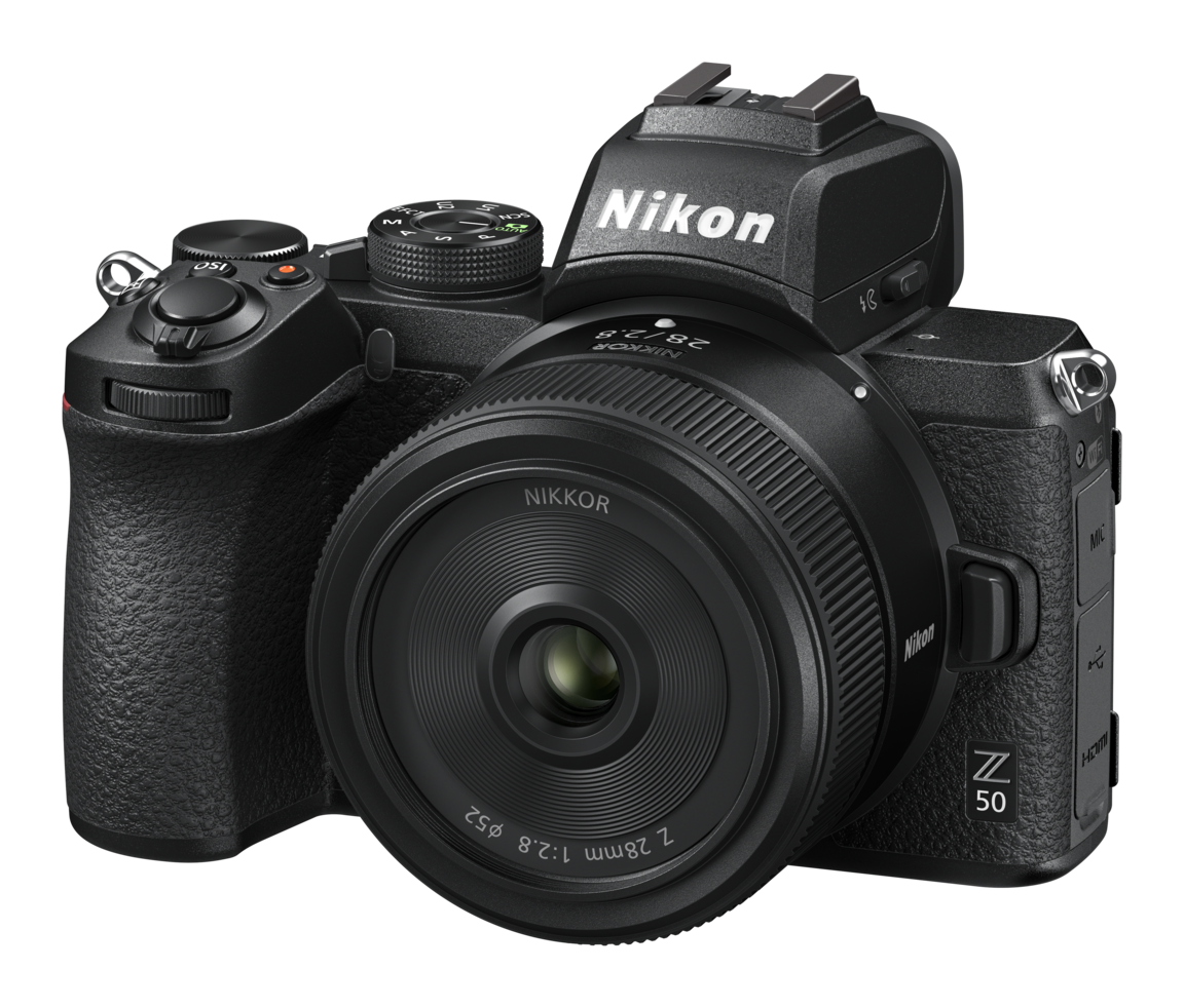 Nikon Z 50II とNIKOR Z 28mm f/2.8 NIKKOR Z 28mm f/2.8 | Objectif grand-angle lumineux f/2.8 à focale