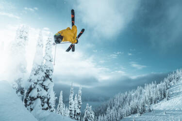 Nikon magazine Photo Finish shooting snowscapes