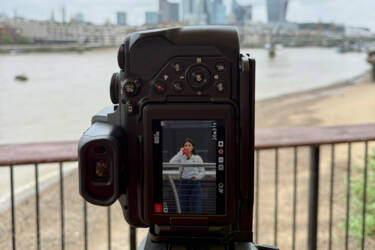 Nikon magazine - Joe Bloom, A View from a Bridge